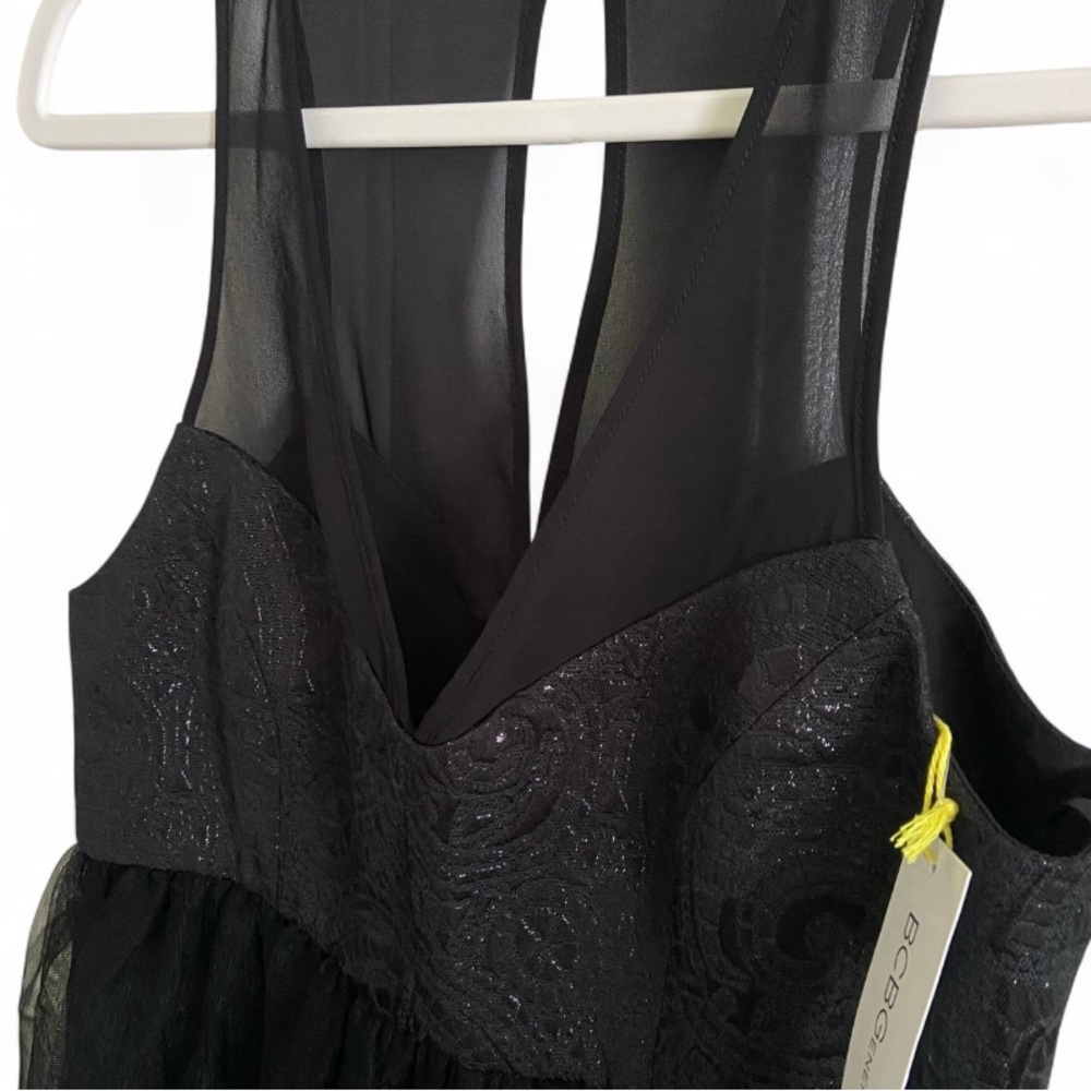 BCBGeneration Black Textured Tulle Sleeveless Dress‎ Mesh Overlay Womens Size 4 - Picture 2 of 6